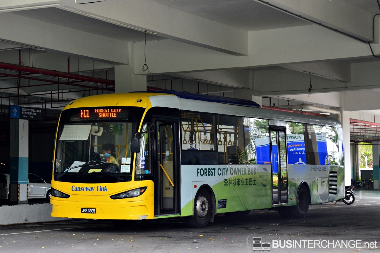 A Sksbus SA12-300 (JNS3805) operating on Causeway Link bus service FC1